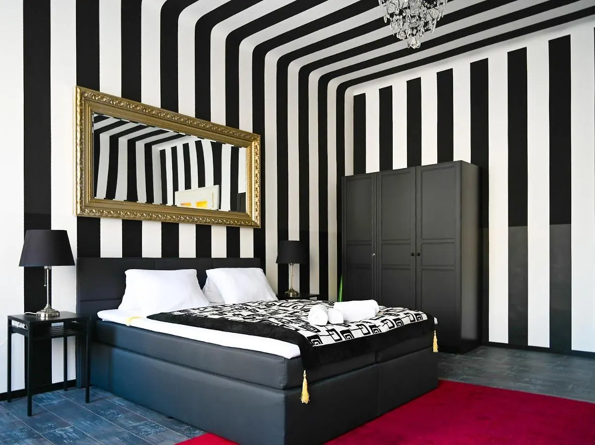 Highlight Apartment St Charles Church Vienne